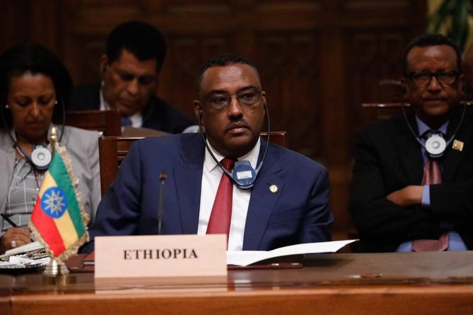 Photo of ሱዳናዊያን በመካከላቸው ያለውን አለመግባባት በሰላማዊ ውይይት መፍታት ይበጃቸዋል ሲሉ የኢፌዲሪ ምክትል ጠቅላይ ሚኒስትር ደመቀ መኮንን ጥሪ አቀረቡ